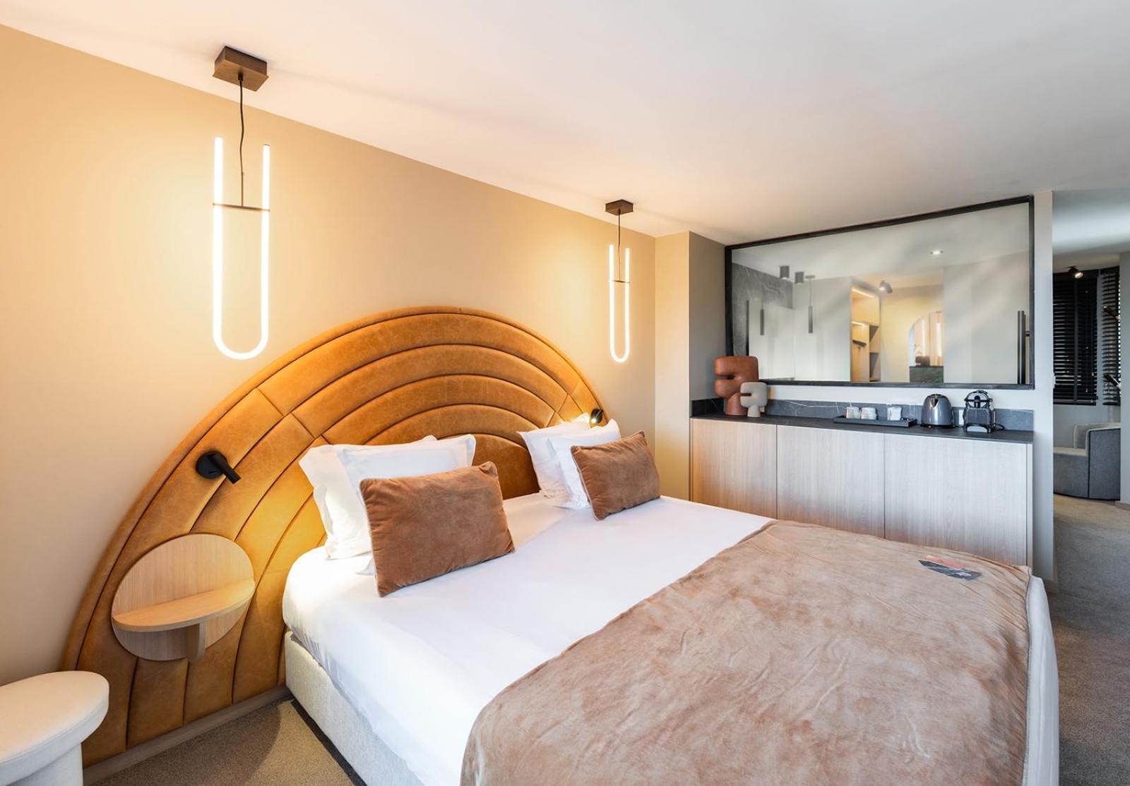 Hotel Fahrenheit Seven Courchevel Zewnętrze zdjęcie