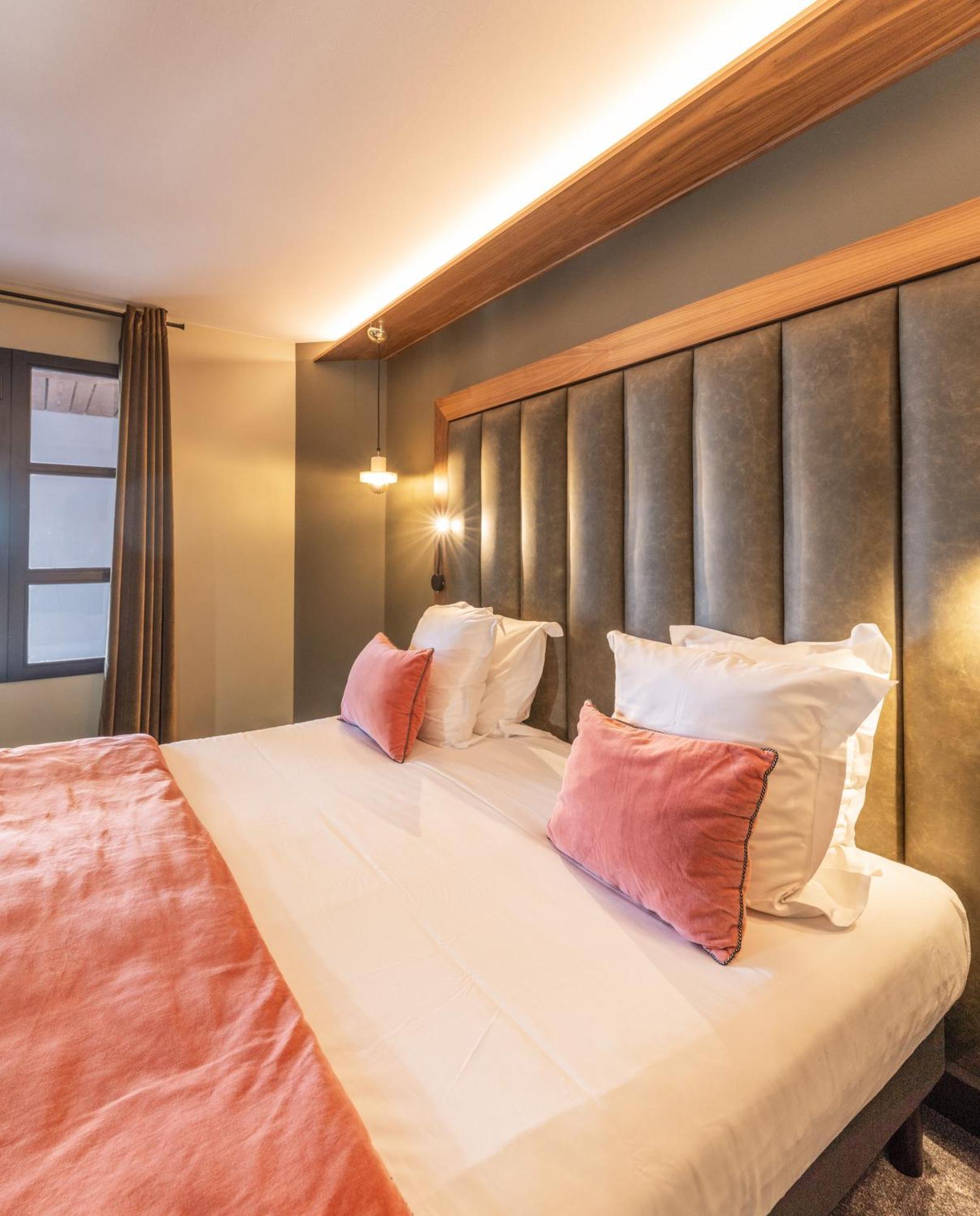 Hotel Fahrenheit Seven Courchevel Zewnętrze zdjęcie
