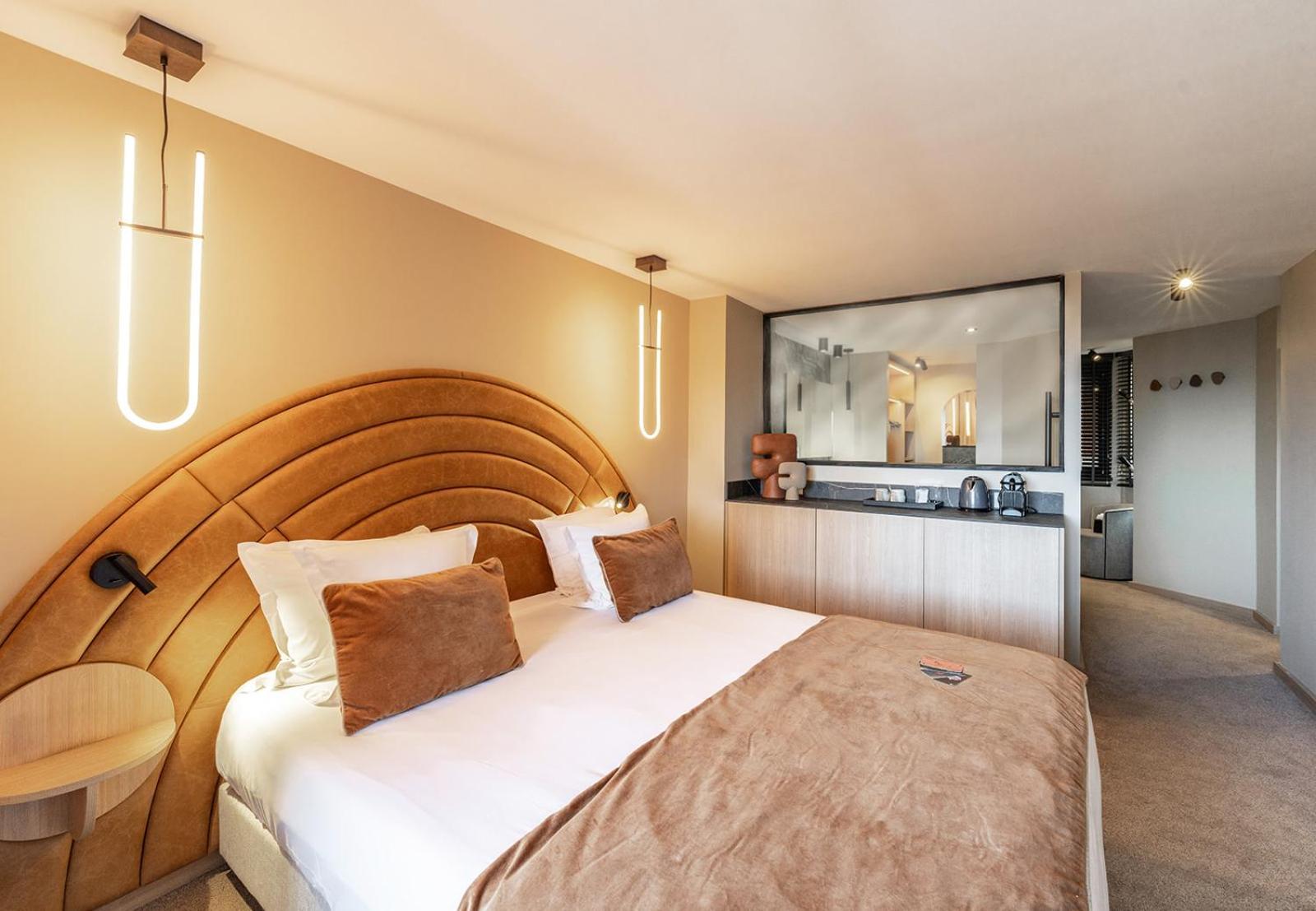 Hotel Fahrenheit Seven Courchevel Zewnętrze zdjęcie