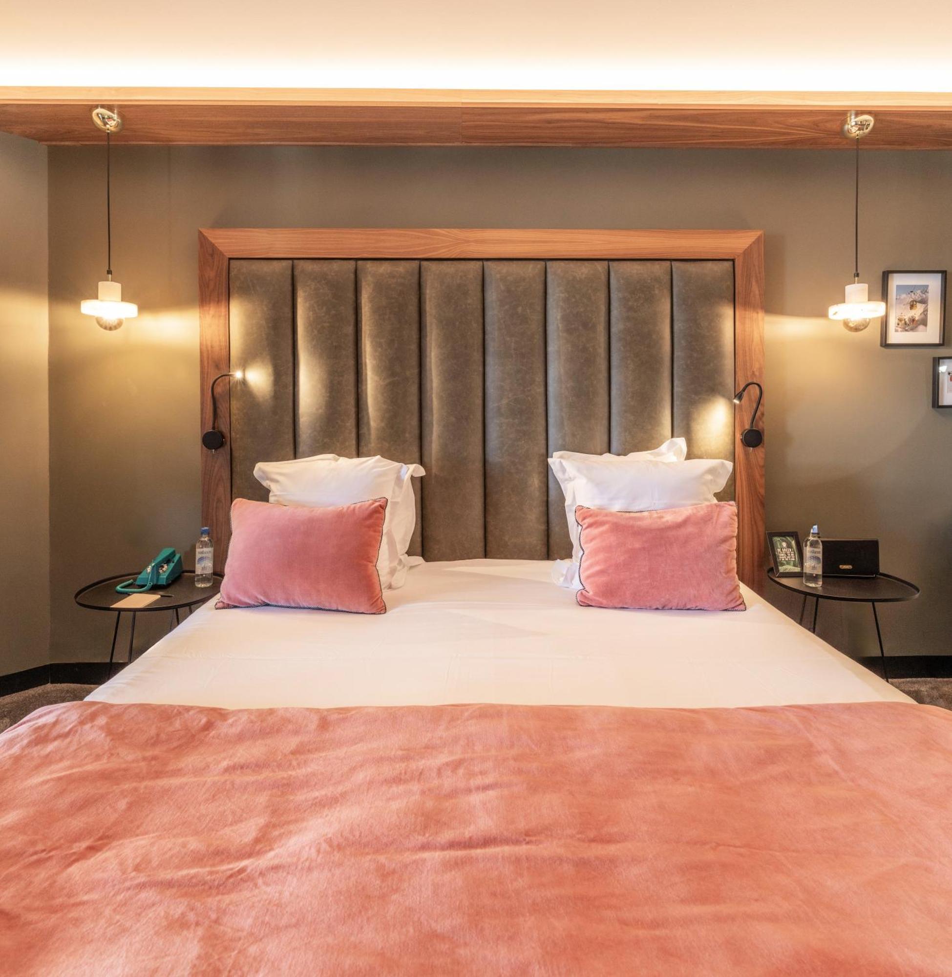 Hotel Fahrenheit Seven Courchevel Zewnętrze zdjęcie