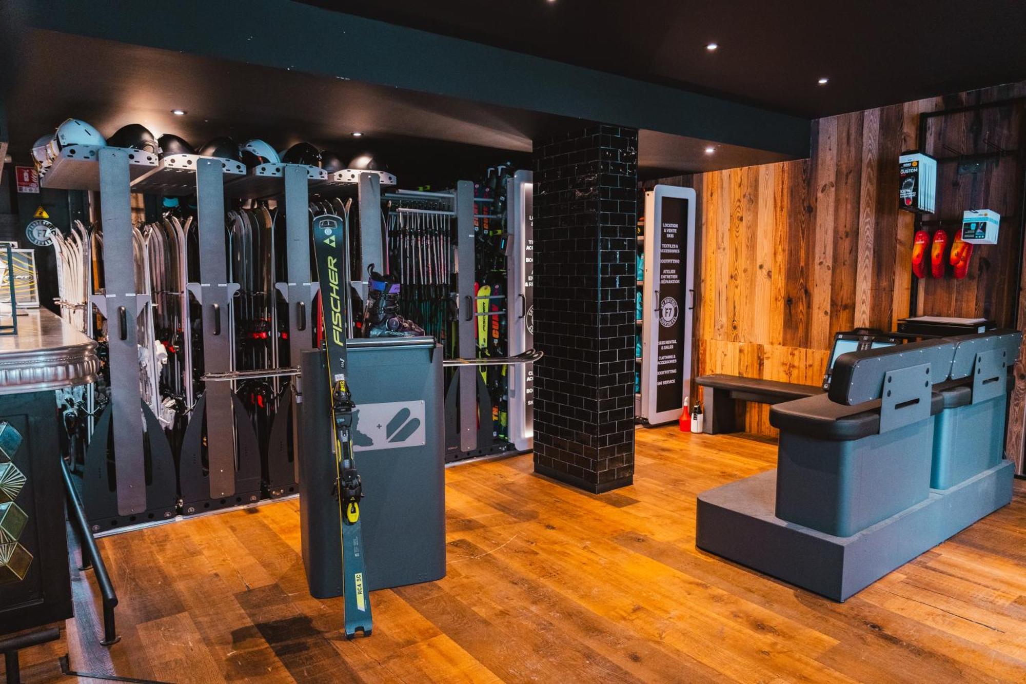 Hotel Fahrenheit Seven Courchevel Zewnętrze zdjęcie